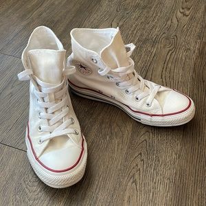 Converse - White High Top